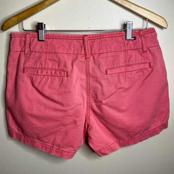Tommy Hilfiger Coral Shorts - Picture 2 of 3